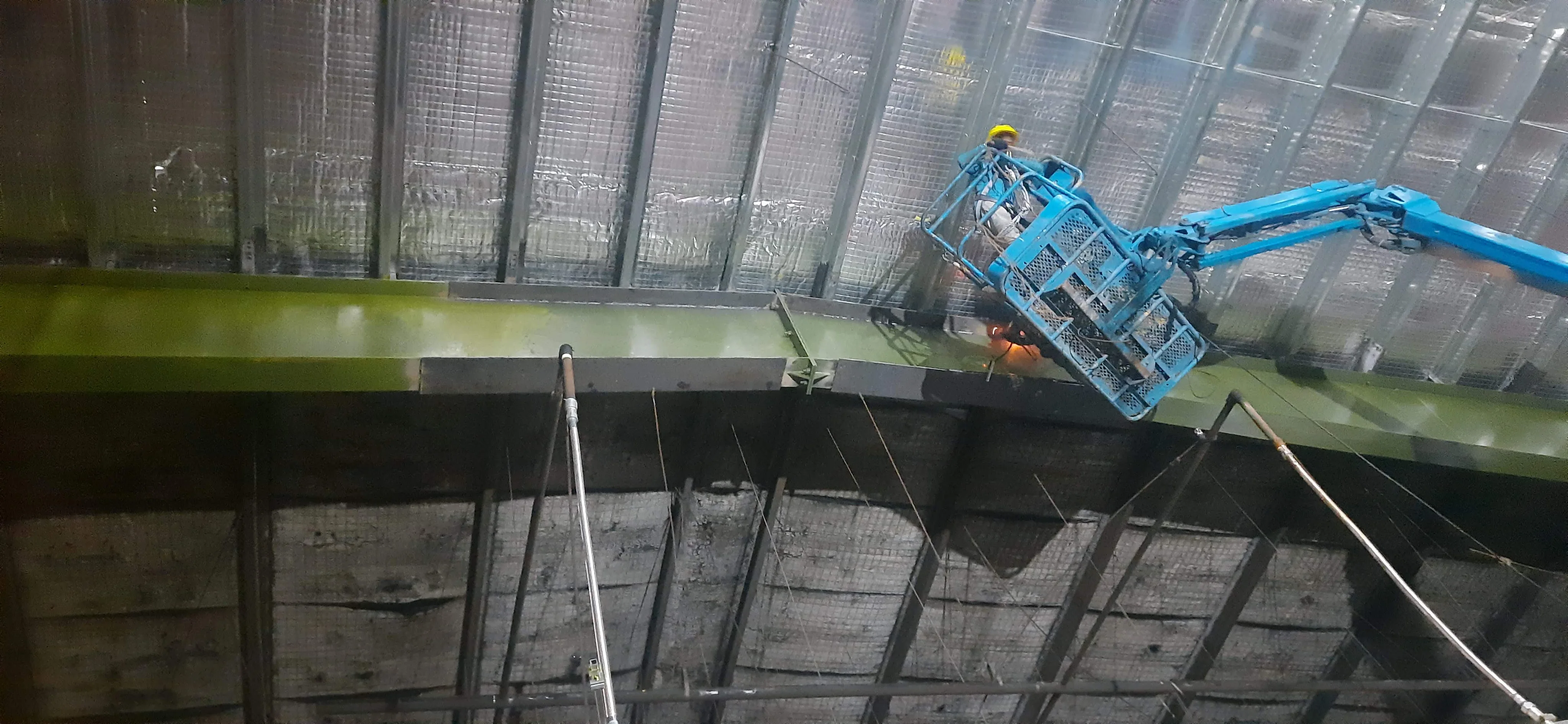 Quick Recovery: Factory Roof Repairs After Fire - Image 2